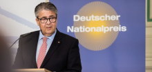 Ukrainekrieg: Sigmar Gabriel bringt Angela Merkel als Vermittlerin ins Gespräch