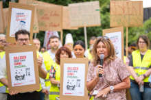 Proteste: 40 Stunden-Woche in der Gastronomie für 1645 Euro netto
