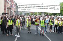 TEORIJA ANTONELE RIHE UZIMA MAHA! Sve više blokadera optužuje 'studentske svedoke' da u stvari - glasaju za Vučića! (FOTO)