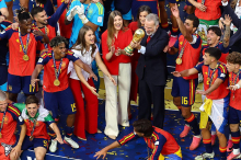 Fußball-WM: Spanische Royals jubeln mit Nationalmannschaft über historischen Sieg