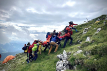 Ungarische Bergsteiger auf der Rax von Blitz getroffen