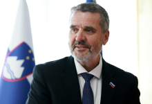 Nominacija Fajon preklicana. Kajzer: Sum hudih kršitev. Fajon: Ugled Slovenije je zelo očrnjen.