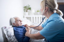 Schwerstkranker sollte wochenlang auf mobiles Palliativteam warten
