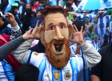 Sprejem tudi za Argentince, vendar ob odsotnosti Messija