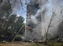 V novih napadih na Ukrajino ubiti trije ljudje. ZN opozarja na porast smrti civilistov.