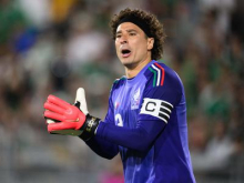 Legendarni mehiški vratar Ochoa končal kariero