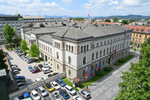 Računsko sodišče uradu predsednice za leto 2024 izdalo mnenje s pridržkom