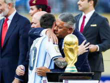 Argentinska nogometna zveza zanika pridržanje predsednika v ZDA