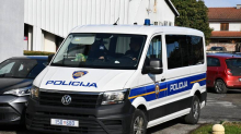 Policajka koja je na Pagu HDZ-u 'dilala' podatke o glasačima ipak ne ide u istražni zatvor