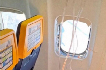 Mann aus Flugzeugfenster gesaugt: „Sein Kopf sah aus wie ein Schwamm“