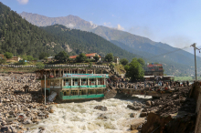 Več kot 80 žrtev poplav v Indiji, Pakistanu in Afganistanu