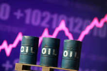 Nafta brent spet nad 100 dolarji