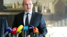 Desna ruka Zorana Milanovića: 'Moramo slijediti Francuze i zaštititi djecu na internetu'