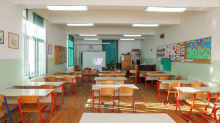 BIZARAN SLUČAJ Profesorica na bolovanju primala punu plaću 17 godina, prisilno je umirovili...