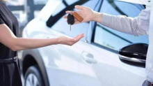 Arriva il leasing sociale: auto nuova a 100 euro al mese. Ecco come funziona e quali sono i tempi