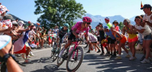 Tour de France: Tadej Pogačar gewinnt die Kneipenschlägerei auf Rädern