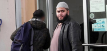 Der Hassprediger aus Bremen: »Wenn ihr seht, dass jemand die Tat macht, dann sollt ihr beide töten« - SPIEGEL TV