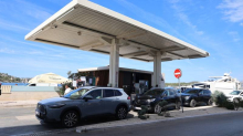 DIVLJA CIJENA GORIVA Zbog rata u Iranu opet prijeti naftna kriza! Stručnjaci: 'Može to i eskalirati'