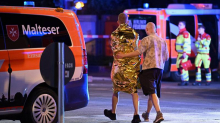 DRAMATIČNE SCENE U Berlinu kombijem pokosio gomilu ljudi, jedan je mrtav. Traže napadača