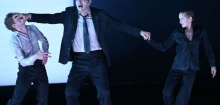 Salzburger Festspiele: Ulrich Rasche zeigt »Faust« in quälender Zeitlupe