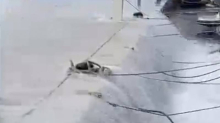VIDEO Na Jadranu olujno jugo. Pogledajte divljanje valova