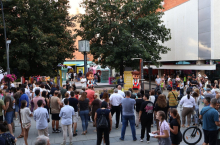 Paviljon igre razigrao Vranje: Pesma, igra i osmesi obeležili EXPO karavan FOTO