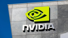 Bloomberg: Nvidijini posli znova odpirajo vprašanja o krožnem financiranju UI