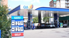 Accise, tagli solo sul diesel: -17 cent fino al 6. Meloni: “Tempestivo ma non risolve il problema”