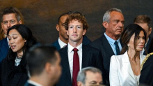 Meta delude i mercati, Zuckerberg difende l’IA cinese