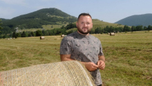 RAJKO JE PRAVNIK I UZORAN STOČAR: U rodnu Liku otišao čim je diplomirao, a kasnije vratio i traktor na kom je sa porodicom izbegao u 