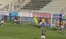 Kakav peh: Pogledajte nevjerojatan autogol kojim je Varaždin ispustio prednost