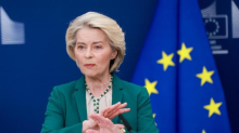 Contenuti creati dall’IA, arrivano le etichette europee: gli utenti devono essere avvisati