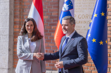 Kajzer in Orban za krepitev sodelovanja med Slovenijo in Madžarsko