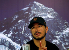 Našli štiri trupla alpinistov, ki jih je z gore Broad Peak odnesel plaz