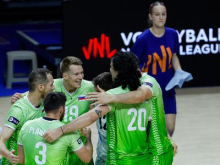 Slovenci odločno v boj za svoj prvi finale #vŽivo