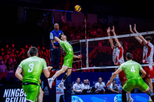 Poljaki prepričljivo boljši, Slovenija po porazu 0:3 v boj za bron