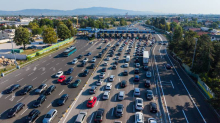 FOTO Kaos na Lučkom: Ogromna gužva i kilometarske kolone!