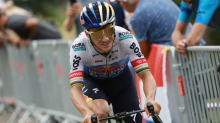 V sprintu olimpijskih prvakov Evenepoel ugnal Carapaz