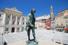 Piran praznuje 130-letnico Tartinijevega spomenika, 