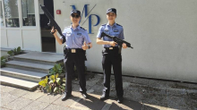 FOTO Kineskim policajcima se sviđa hrvatska strojnica Kuna
