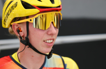 Markus ujeta 500 metrov pred ciljem, Wiebes v Ženevi suvereno dobila še drugi sprint