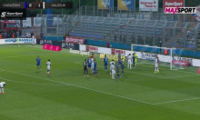 Nevjerojatna scena u 95. minuti Varaždin - Hajduk. Komentator: 'Ovo nema nigdje na svijetu'