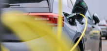 Elektro-Mobilität: Hersteller gewähren weniger Rabatte auf E-Autos
