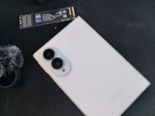 Test Samsung Galaxy Z Fold8: njegova čokatost ti hitro priraste k srcu