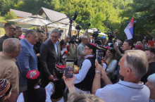 Vučić: 