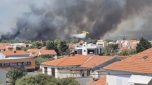 VIDEO Pogledajte dramatične prizore iz Zadra: Četiri kanadera gase buktinju. 'Izgleda gadno!'