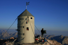 Tradiciji slovenskega planinstva in alpinizma vpisani v register nesnovne kulturne dediščine