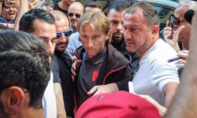 Luka Modrić stigao pred Hrvate u Australiji i izazvao totalnu ludnicu: 'Zovi, samo zovi'