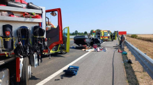 Srbin (77) se zabio u kamion na A3 kod Sl. Broda pa se prevrnuo na krov: Žena teško ozlijeđena