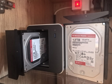 Test WD Red Plus 12 TB – ogromno prostora za NAS, toda tišina ni njegova odlika